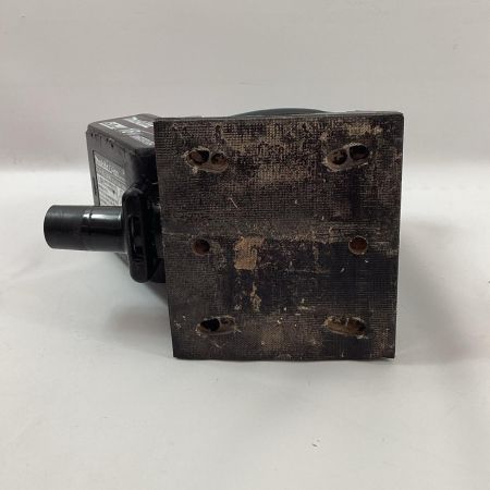 MAKITA マキタ 充電式防じんミニサンダ BO480D 充電池1個付 18v 6.0Ah