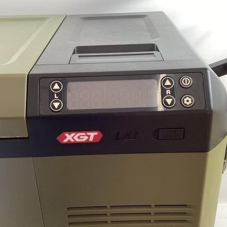 MAKITA マキタ 保冷温庫 CW004G アダプター、シガーソケット付 40v 