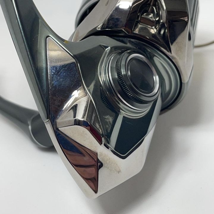 SHIMANO シマノ スピニングリール 22ステラC3000MHG 043917 - 中古釣り