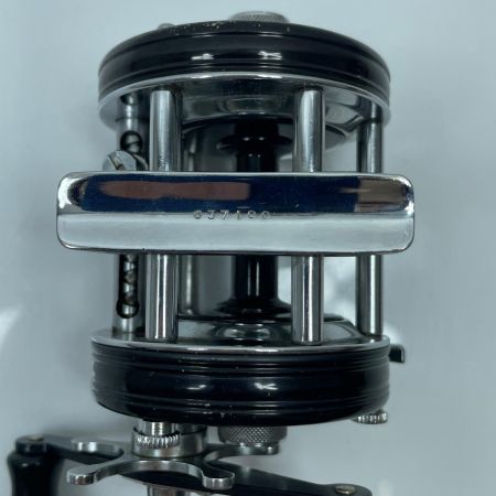 ABU ベイトリール アンバサダー6000C 037100 BigA 本体のみ