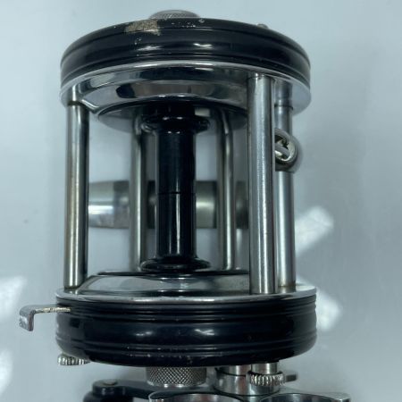 ABU ベイトリール アンバサダー6000C 037100 BigA 本体のみ