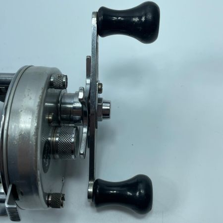 ABU ベイトリール アンバサダー5500C 本体のみ 760803