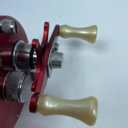 ABU ベイトリール アンバサダー5000 本体のみ 81100