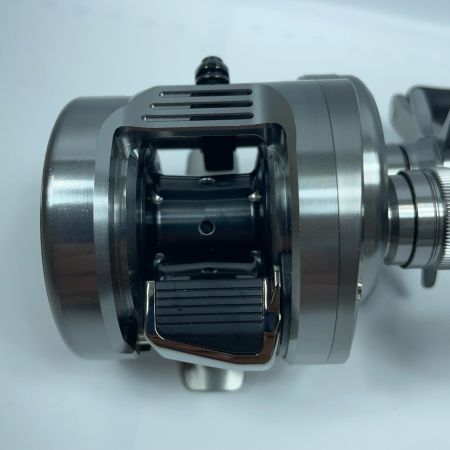 SHIMANO シマノ ベイトリール 20カルカッタコンクエスト DC100HG 04085