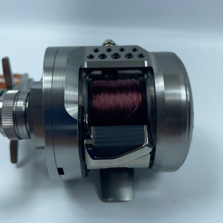 SHIMANO シマノ 23カルカッタコンクエストBFSXG 045713 ウッドハンドル