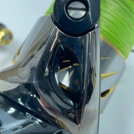 SHIMANO シマノ 14ステラ C2500HGS 03282 本体のみ　ウッドハンドル装着