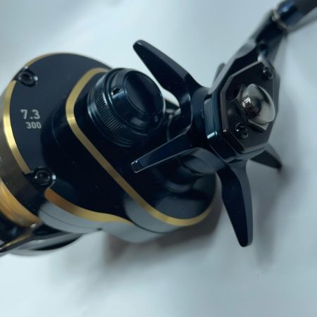 DAIWA ダイワ ベイトリール 352874 25ソルティガ300H
