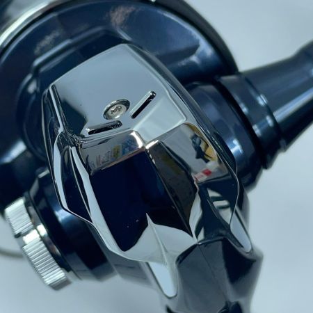 SHIMANO シマノ 21ツインパワーSW 8000HG 04228