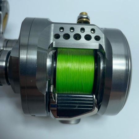 SHIMANO シマノ ベイトリール 23カルカッタコンクエスト BFS XGL 045713 本体のみ
