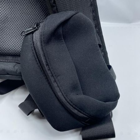 D-3 Custom Lure's ディースリーカスタムルアーズ アクティブスリングバッグ  ブラック