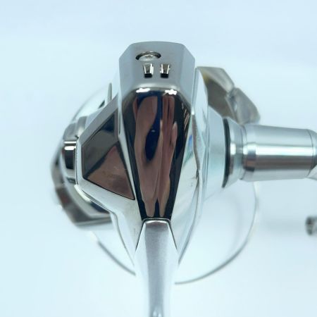 SHIMANO シマノ スピニングリール 23 ストラディック 4000 045881 本体のみ