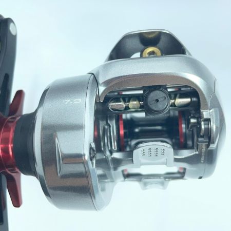 SHIMANO シマノ ベイトリール 21スコーピオンMD 300XGLH 043597