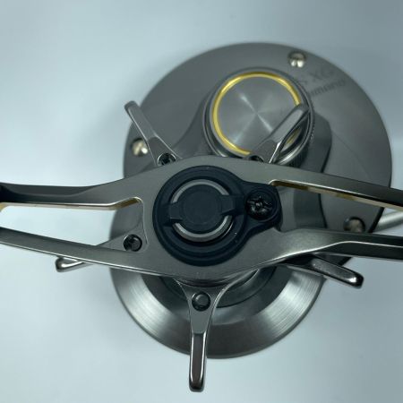 SHIMANO シマノ ベイトリール 23カルカッタコンクエストBFSXG 045713