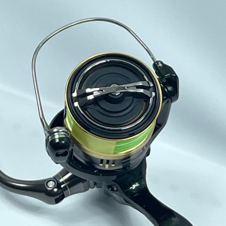 SHIMANO シマノ スピニングリール 18カーディフCI4+ C3000MHG 03935 本体のみ