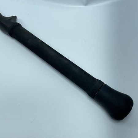 BOMBADA ルアーロッド パパガイオ56