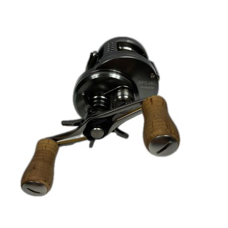 SHIMANO シマノ ベイトリール 17カルカッタ コンクエストBFS 03676