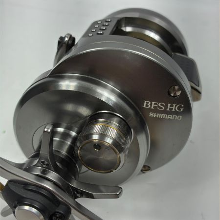 SHIMANO シマノ ベイトリール 17カルカッタ コンクエストBFS 03676