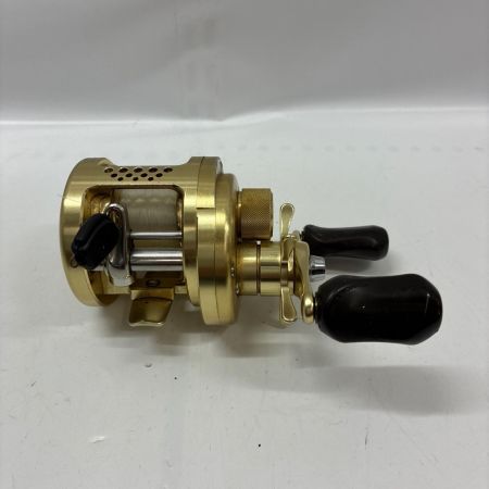 SHIMANO シマノ ベイトリール 01カルカッタコンクエスト 101 RH443
