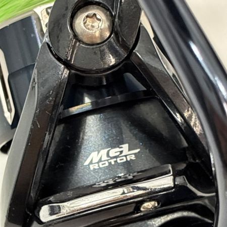 SHIMANO シマノ スピニングリール 17 ツインパワーXD C3000HG 箱付 03745