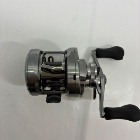 SHIMANO シマノ ベイトリール 26カルカッタコンクエスト DC200HG 048738