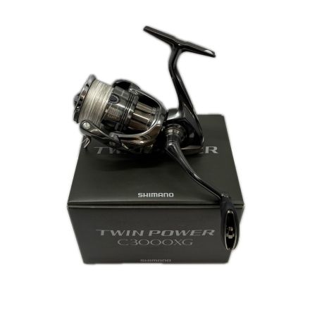 SHIMANO シマノ スピニングリール 24ツインパワー C3000XG 箱付 046826