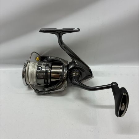 SHIMANO シマノ スピニングリール 24ツインパワー C3000XG 箱付 046826