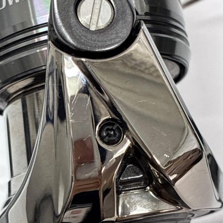 SHIMANO シマノ スピニングリール 24ツインパワー C3000XG 箱付 046826