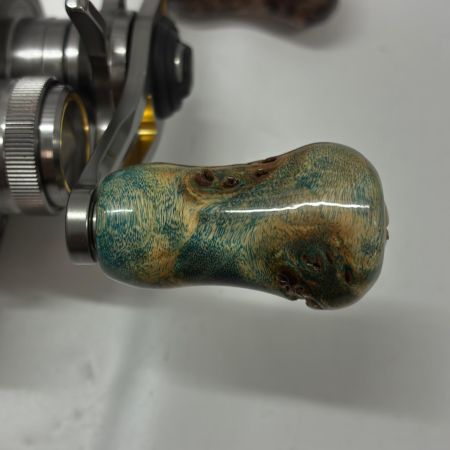 SHIMANO シマノ ベイトリール 23カルカッタコンクエストBFS XGR 045706