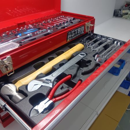 ASTRO PRODUCTS アストロプロダクツ ツールセット　スパナ、レンチ各1個無し レッド