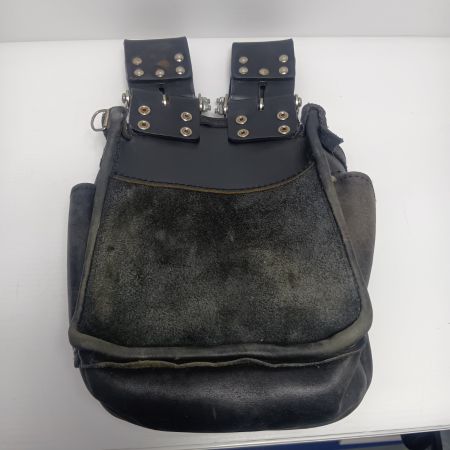 KNICKS 腰袋　程度B 革製