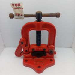 MCC エムシーシー パイプバイス  No.0 レッド Bランク