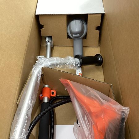 KOSHIN 刈払機 未使用品(S) 充電器・充電池2個付 コードレス式 18v SBC-1825B