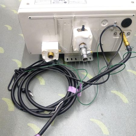 CORONA コロナ 石油給湯器 　3060526 美品 一度設置済み未使用 UIB-AG472 FFM