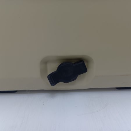 HiKOKI ハイコーキ  コードレス式 冷温庫  UL18DD サンドベージュ