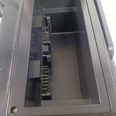 HiKOKI ハイコーキ  コードレス式 冷温庫  UL18DD サンドベージュ