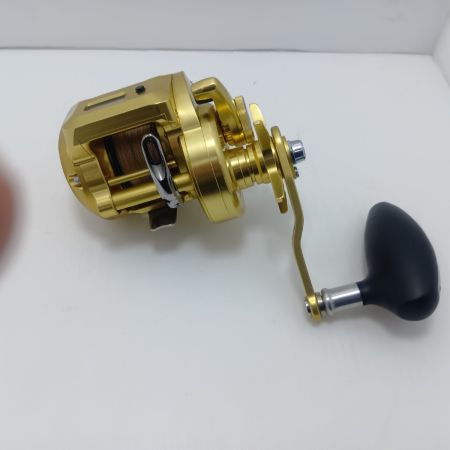 SHIMANO シマノ ベイトリール 03822