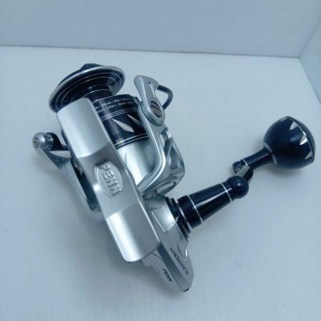 PENN スピニングリール  美品 IV 5500 DX