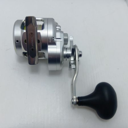 SHIMANO シマノ ベイトリール 02745