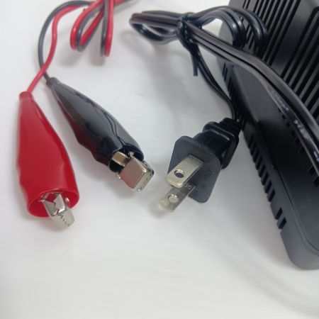 hapyson バッテリー　充電器付 YQ-118