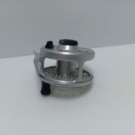 RST フライリール