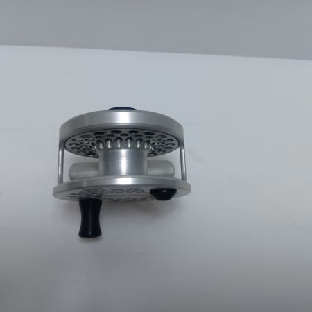 RST フライリール