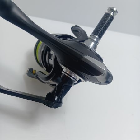 Abu Garcia アブガルシア  スピニングリール レボ MGX 3000SH 