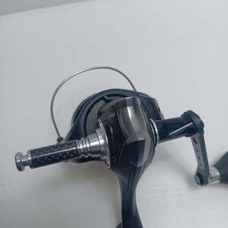 Abu Garcia アブガルシア  スピニングリール レボ MGX 3000SH 