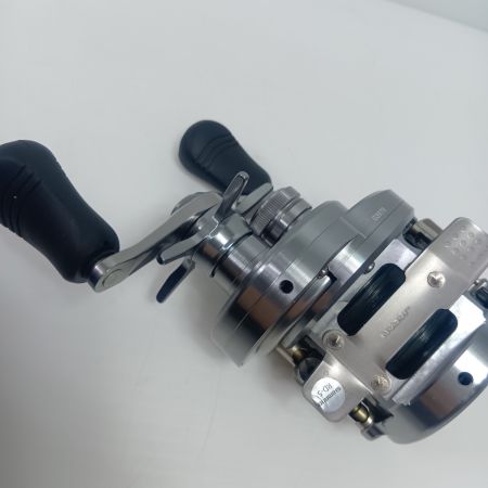 SHIMANO シマノ 19カルカッタコンクエストDC 201 程度A 03979