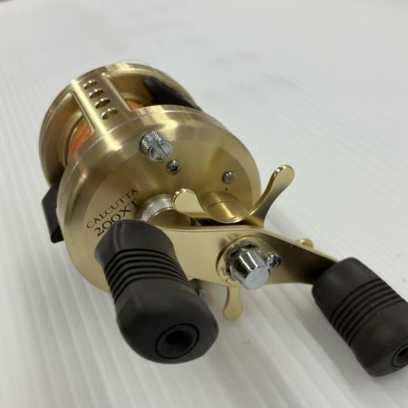 σσ SHIMANO シマノ ベイトリールCALCUTTA 200XT  RH380