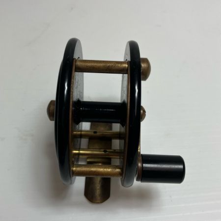トラッタ リール フライリール  AM-1