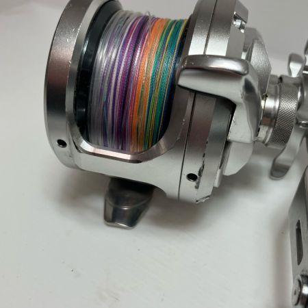 SHIMANO シマノ ベイトリール 17オシアジガー 2000NRHG  03671
