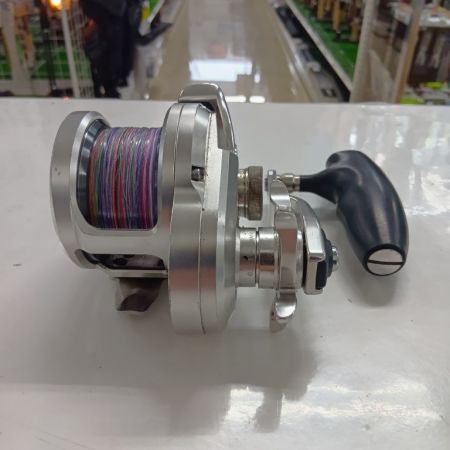 SHIMANO シマノ 03672 釣り用品 リール ベイトリール 17オシアジガー 2001NRHG 程度B