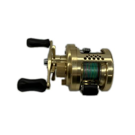 σσ SHIMANO シマノ ベイトリール カルカッタコンクエスト２０１ rh441