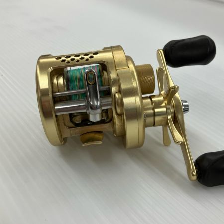 σσ SHIMANO シマノ ベイトリール カルカッタコンクエスト２０１ rh441